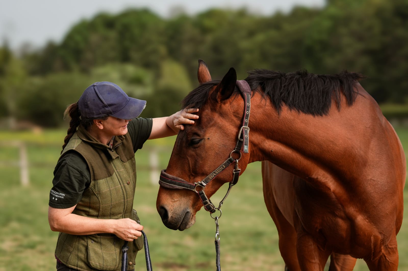 Kate with a horse at Windmill Hill, Ibthorpe
